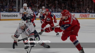 Третья битва на льду: Локомотив Ярославль потерпел поражение в третьем матче финала Кубка Харламова